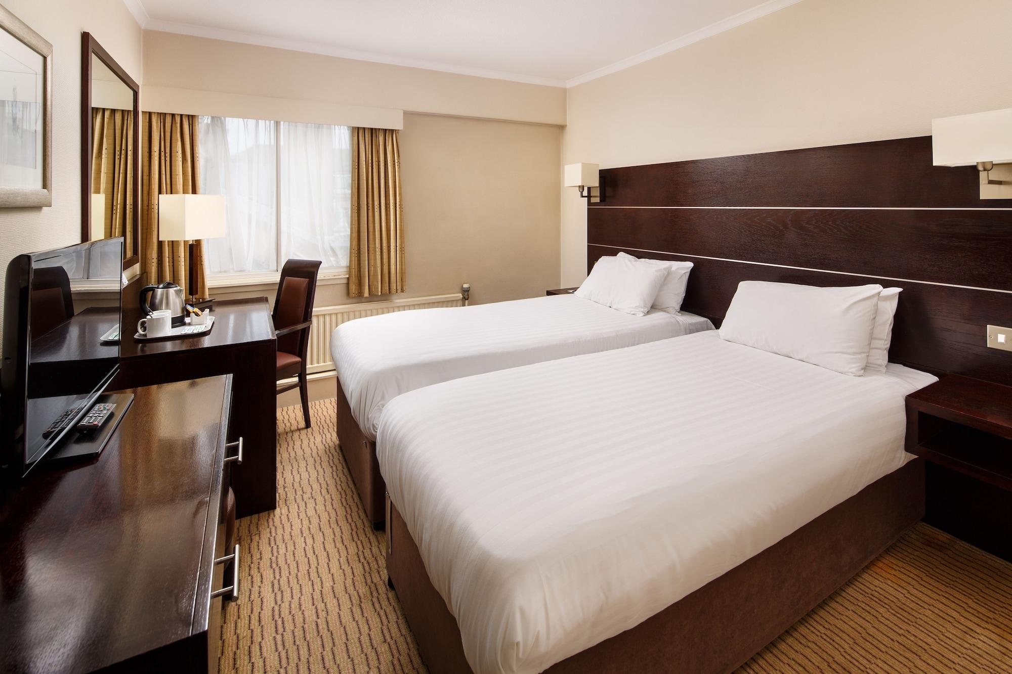 Mercure Leeds Parkway Hotel Dış mekan fotoğraf
