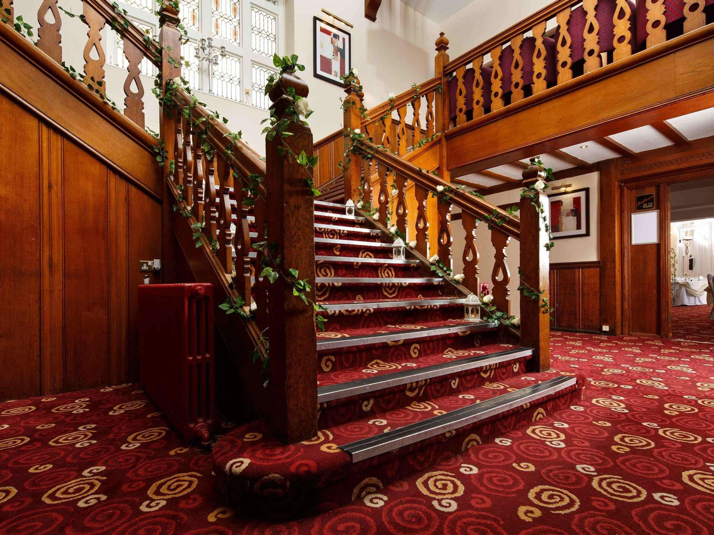 Mercure Leeds Parkway Hotel Dış mekan fotoğraf