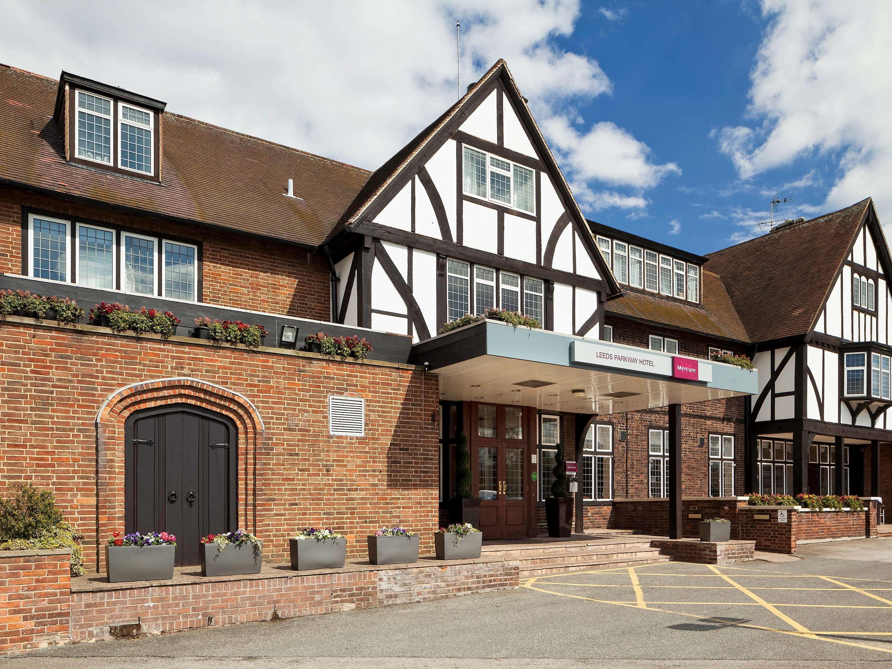 Mercure Leeds Parkway Hotel Dış mekan fotoğraf
